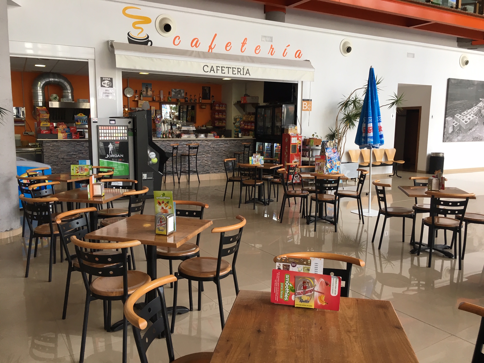 Bar Cafetería Estación Marítima Puerto La Estaca | El Hierro